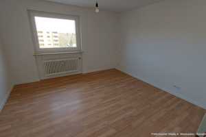 Schön geschnittene 3 Zimmerwohnung mit Balkon und Stellplatz zu verkaufen – Wiesbaden – Vorschaubild 9