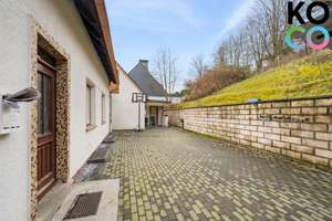 Preisreduzierung! 3 Einheiten. Riesiges Grundstück. Mehrfamilienhaus mit vielen Möglichkeiten! – Die vollständige Adresse der Immobilie erhältst du vom Anbieter., 51766 Engelskirchen – Vorschaubild 4