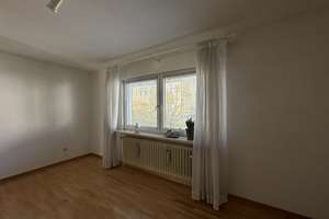 Großes Familienhaus mit tollem Garten – Die vollständige Adresse der Immobilie erhältst du vom Anbieter., 65232 Taunusstein – Vorschaubild 8