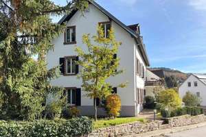 Charmantes Mehrfamilienhaus in zentraler Lage von Ziegelhausen –solide und renditestark! – Die vollständige Adresse der Immobilie erhältst du vom Anbieter., 69118 Ziegelhausen, Heidelberg – Vorschaubild 2