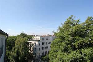 Möblierte Dachgeschosswohnung am Scharfgraben nahe Bahnhof Charlottenhof mit guter Rendite – Die vollständige Adresse der Immobilie erhältst du vom Anbieter., 14471 Potsdam West, Potsdam – Vorschaubild 2