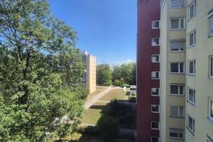 Charmante 3-Zimmer-Wohnung mit Westbalkon - gepflegt, hell und gut geschnitten – Die vollständige Adresse der Immobilie erhältst du vom Anbieter., 80995 Feldmoching, München – Vorschaubild 13