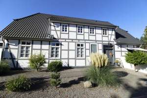 Praxis, Kanzlei oder Büro - Leben & Arbeiten unter einem Dach ! Landhaus in Top-Ausstattung & Lage – Die vollständige Adresse der Immobilie erhältst du vom Anbieter., 29683 Bad Fallingbostel – Vorschaubild 10