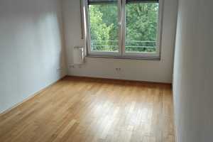 Exklusive 3-Raum-Wohnung mit Balkon in Düsseldorf – Düsseldorf – Vorschaubild 1