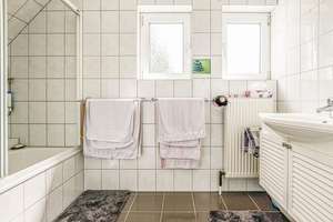 Freihstehendes Einfamilienhaus in Sackgasse * Kamin * Garten * Garage * 227 m² Wohn/Nutzfläche – Die vollständige Adresse der Immobilie erhältst du vom Anbieter., 51381 Lützenkirchen, Leverkusen – Vorschaubild 13