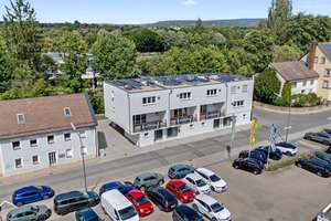 KFW40 Niedrigenergie mit Förderungen! Sofort bezugsfertiges Reihenhaus mit Stadtgarten am Fluss – Die vollständige Adresse der Immobilie erhältst du vom Anbieter., 95448 Hammerstatt/St. Georgen, Bayreuth – Vorschaubild 23