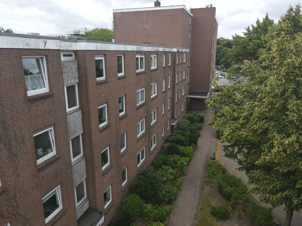 Immobilie in Glinde - Freie 4 Zimmerwohnung - Perfekte Infrastruktur- Eigener Tiefgaragenstellplatz - Bild 0