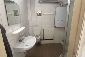 Gepflegte 2,5-Zimmer Wohnung im 4. OG mit Balkon in Bremen-Fesenfeld – Schönhausenstraße 20, 28203 Fesenfeld, Bremen – Vorschaubild 1
