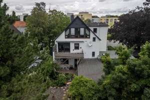 Bremerhaven-Geestemünde // Kernsaniertes Einfamilienhaus mit großzügigem Raumangebot in begehrter Wo – Die vollständige Adresse der Immobilie erhältst du vom Anbieter., 27574 Geestemünde, Bremerhaven – Vorschaubild 43