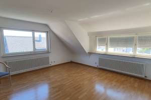 2,5 Zimmer Dachgeschoßwohnung im Zentrum Stgt.-Vaihingen