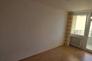 Top freie 3,5 Zi in S-Bahn Nähe von Priv.  - Balkon - Schwimmbad – Hofmarkstraße 1, 82140 Olching – Vorschaubild 11