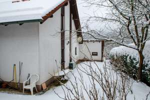 Gepflegtes Einfamilienhaus mit Kamin, Sauna & Garten in Suhl-Neundorf – Die vollständige Adresse der Immobilie erhältst du vom Anbieter., 98527 Neundorf, Suhl – Vorschaubild 10