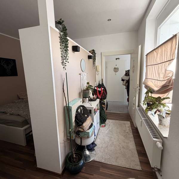 ***helle 1-Zimmer-Wohnung mit modernem Bad in unmittelbarer Nähe des Luisenhospitals***