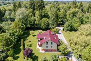 Sonniges Landhaus mit weitläufigem Garten – Die vollständige Adresse der Immobilie erhältst du vom Anbieter., 81249 Lochhausen, München – Vorschaubild 4