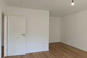 Single-Wohnung in ruhiger Tempelhofer Lage – Reulestraße 17, 12105 Mariendorf, Berlin – Vorschaubild 1