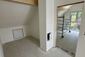 High-End Luxus auf 4 Ebenen: Neubau-DHH in Waldperlach mit QNG-Siegel und Panorama-Kamin  – Helmontstraße 8, 81739 Waldperlach, München – Vorschaubild 9