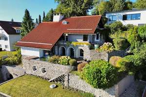 Architektonisches Unikat: Exklusive Villa mit Blick auf den Schlosssee in Bad Waldsee - Meisterberg – Die vollständige Adresse der Immobilie erhältst du vom Anbieter., 88339 Bad Waldsee – Vorschaubild 1