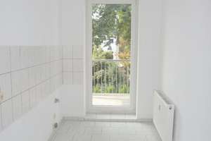 MD-Sudenburg: Geräumige 1-Zimmer-Wohnung mit Balkon (Gartenseite), sep. Küche, Laminat & Badewanne – Langer Weg 53, 39112 Sudenburg, Magdeburg – Vorschaubild 12