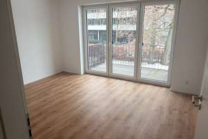 Lichtdurchflutete 2-Zimmer-Wohnung mit Balkon in Osnabrück – Friedrich-Janssen Straße 3, 49076 Westerberg, Osnabrück – Vorschaubild 1