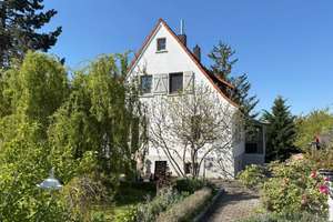 Ein Zuhause zum Verlieben: Gemütliches Einfamilienhaus mit schönem Garten  – Die vollständige Adresse der Immobilie erhältst du vom Anbieter., 71282 Hemmingen – Vorschaubild 2