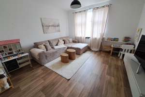 Günstige 3-Zimmer-Wohnung in Bremerhaven-Lehe mit neuen Fenstern – Batteriestraße 49, 27568 Lehe, Bremerhaven – Vorschaubild 2