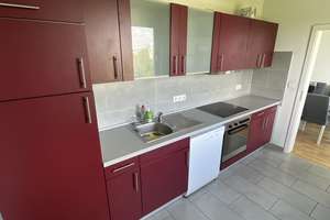 Moderne 4-Zimmer-Wohnung mit Balkon
