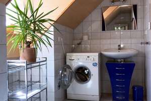 Von privat: Platz für Familie / Mehrgenerationen - neue Heizung + PV-Anlage – Die vollständige Adresse der Immobilie erhältst du vom Anbieter., 84489 Burghausen – Vorschaubild 18