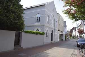 Prachtvolle Stadtvilla in 1a Lage Cuxhavens. – Schillerstr. 17, 27472 Cuxhaven (Kreis) – Vorschaubild 1