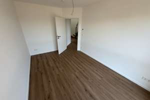 Neubau Doppelhaushälfte mit 5 Zimmern in Gensingen  – Im Sonnenschein 12A, 55457 Gensingen – Vorschaubild 14