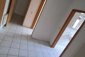 Helle 2 Zimmer-Wohnung mit Balkon in Hofheim/Marxheim – Marbodstraße 9, 65719 Main-Taunus-Kreis – Vorschaubild 4