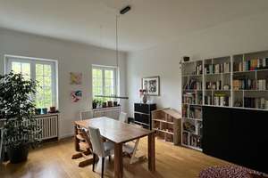 Helle Altbauwohnung in der Soers