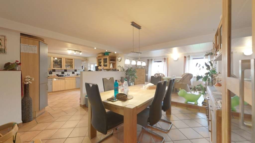 Immobilie in Braunfels - Offen. Hell. Besonders. - provisionsfrei - Bild 3