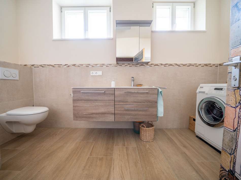 Badezimmer (OG)