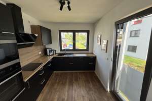 Moderne 3-Zimmer-Wohnung mit Balkon und Stellplatz – Kleekampsweg 10, 38442 Fallersleben, Wolfsburg – Vorschaubild 2