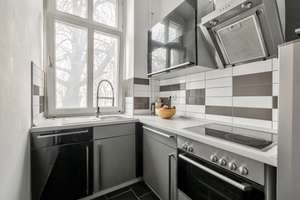 ***bezugsfrei - helle Altbauwohnung mit grünem Ausblick in Tiergarten*** – Die vollständige Adresse der Immobilie erhältst du vom Anbieter., 10551 Moabit, Berlin – Vorschaubild 8