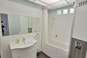 Sonnendurchflutete, großzügige Maisonette-Wohnung über den Dächern Berlins - von privat! – Die vollständige Adresse der Immobilie erhältst du vom Anbieter., 10553 Moabit, Berlin – Vorschaubild 11