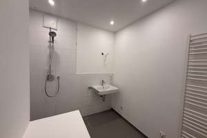 Erstbezug im Dachgeschoss: 3 Zimmer, zwei Dachterrassen und Klimaanlage in Prenzlauer Berg – Malmöer Straße 28, 10439 Prenzlauer Berg, Berlin – Vorschaubild 13