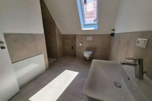 Erstbezug: Helle 2-Zimmer-Dachgeschosswohnung – Die vollständige Adresse der Immobilie erhältst du vom Anbieter., 84069 Schierling – Vorschaubild 3
