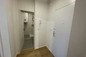 Zweitbezug nach Renovierung / 2-Zimmer Wohnung mit Einbauküche in zentraler Lage in Fürth – 90763 Südstadt Industriegebiet, Fürth – Vorschaubild 10