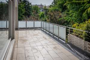 Repräsentative Immobilie:vermietete Praxis und großzügige Wohnung auf 2 Etagen.Sauna,Pool,Balkone – Die vollständige Adresse der Immobilie erhältst du vom Anbieter., 38350 Helmstedt – Vorschaubild 10