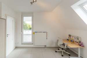 ***Perfekter Schnitt: charmante, gepflegte DDH in schöner Wohngegend.*** – Die vollständige Adresse der Immobilie erhältst du vom Anbieter., 61348 Bad Homburg vor der Höhe – Vorschaubild 13
