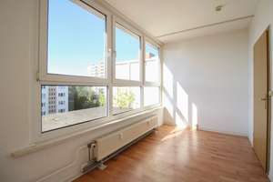 2-Zimmer-Wohnung mit Dachterrasse in Rostock: Perfekte Eigennutzung & Kapitalanlage – 18107 Lütten Klein, Rostock – Vorschaubild 9