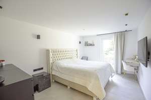 Modern wohnen, clever investieren: Hochwertiges Zweifamilienhaus mit Smart Home & Garten in Köln-Eil – St.- Rochus- Straße 39a, 51145 Eil, Köln – Vorschaubild 14