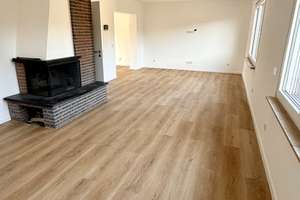 Luxus-Einfamilienhaus mit 3 Bädern, Kamin, Fußbodenheizung & großer Terrasse in Wuppertal – Immenweg 29, 42279 Oberbarmen, Wuppertal – Vorschaubild 2