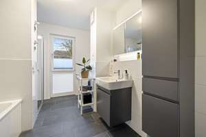 Modern und stilvoll – Wohnen auf einer Ebene mit Garten, ganz nah am Wellingsbüttler Ortskern – Die vollständige Adresse der Immobilie erhältst du vom Anbieter., 22391 Wellingsbüttel, Hamburg – Vorschaubild 6