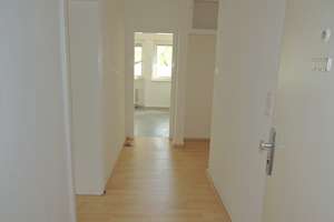 KREFELD-GARTENSTADT, 3-ZIMMER-ERDGESCHOSSWOHNUNG MIT BALKON IN RUHIGER LAGE KREFELD-GARTENSTADT – Stettiner Straße 29, 47829 Gartenstadt, Krefeld – Vorschaubild 4