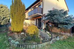 Sonniges Reiheneckhaus mit Garten, Terrasse, Balkon & Garage – Nürnberg (Erbbaurecht) – Die vollständige Adresse der Immobilie erhältst du vom Anbieter., 90431 Gaismannshof, Nürnberg – Vorschaubild 2