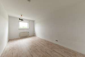 Frankfurt-Berkersheim: Familienfreundliches Reihenmittelhaus mit ca. 175 m² Wohnfläche und Garage – 60435 Berkersheim, Frankfurt am Main – Vorschaubild 11