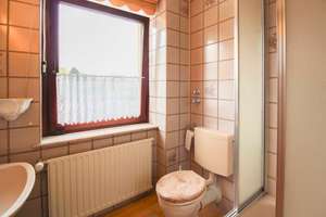 Charmantes Reihenmittelhaus mit großem Potenzial und Garten – Die vollständige Adresse der Immobilie erhältst du vom Anbieter., 45139 Ostviertel, Essen – Vorschaubild 10