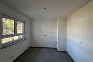 W04 OG+DG großzügige Maisonette Wohnung – Pulverturmstraße 58, 80935 Lerchenau-Ost, München – Vorschaubild 8
